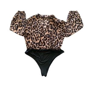 Leopard animal print mob wife whimsigoth long sleeve black tan Vneck Bodysuit 2X